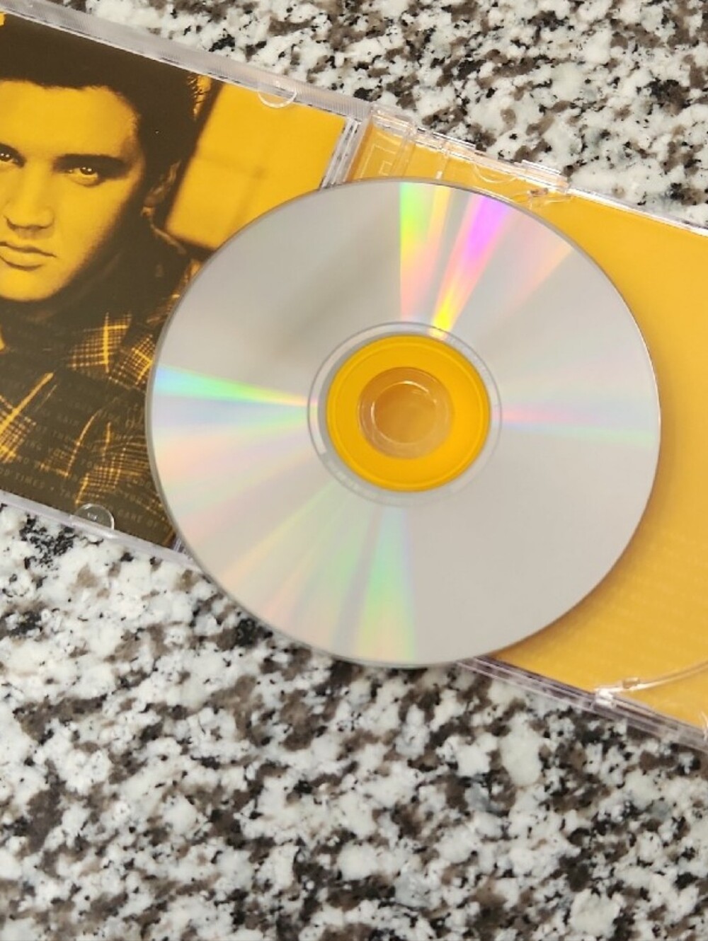 Elvis Presleys Best Country Music Remastered CD Twenty Tracks - Picture 4 of 5